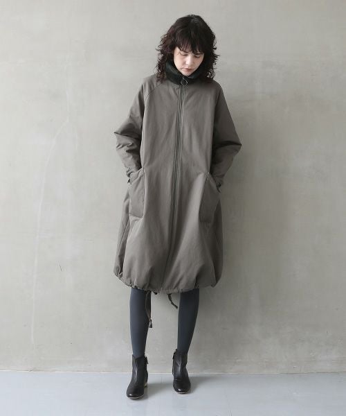 Mochi.モチ.finx gabardine coat [dark moss green]
