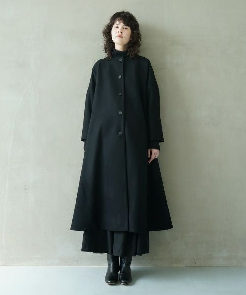 Mochi モチ a-line coat [black]