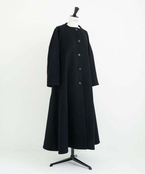 Mochi モチ a-line coat [black]