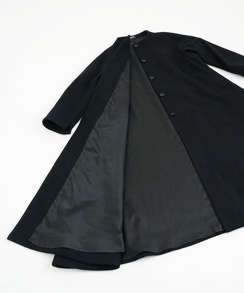 Mochi モチ a-line coat [black]