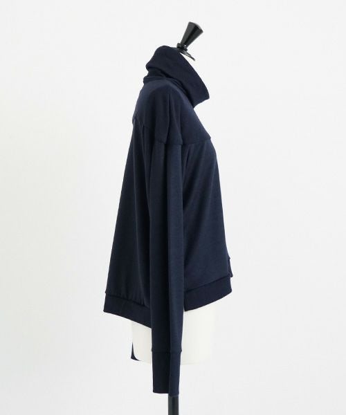 Mochi.モチ.turtleneck knit [navy]
