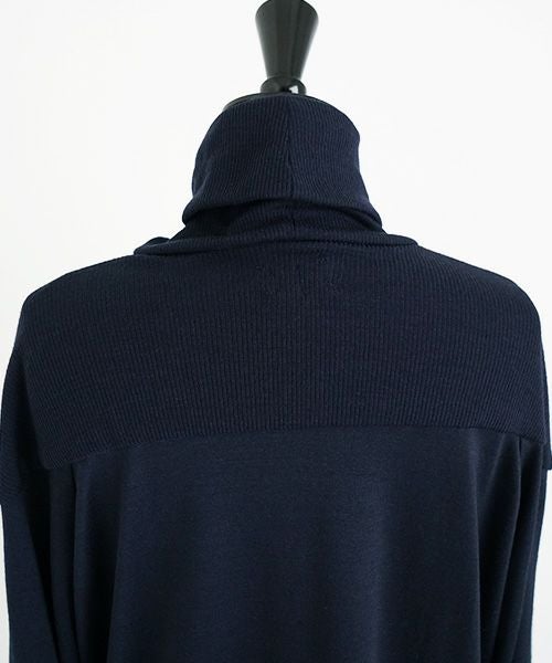 Mochi.モチ.turtleneck knit [navy]