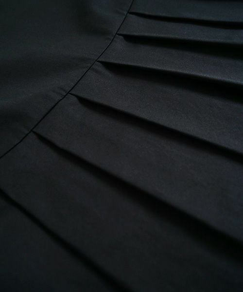 Mochi モチ Mochi公式 Mochi通販 Mochi服 Mochiツイッター Mochiインスタ hight neck tuck dress [black]