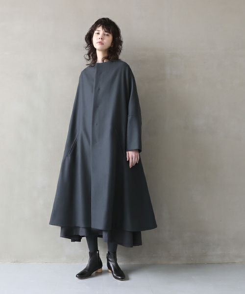 Mochi モチ　Aラインノーカラーコート　ウール　dark grey moss Mochi モチ no collar coat [dark moss grey]