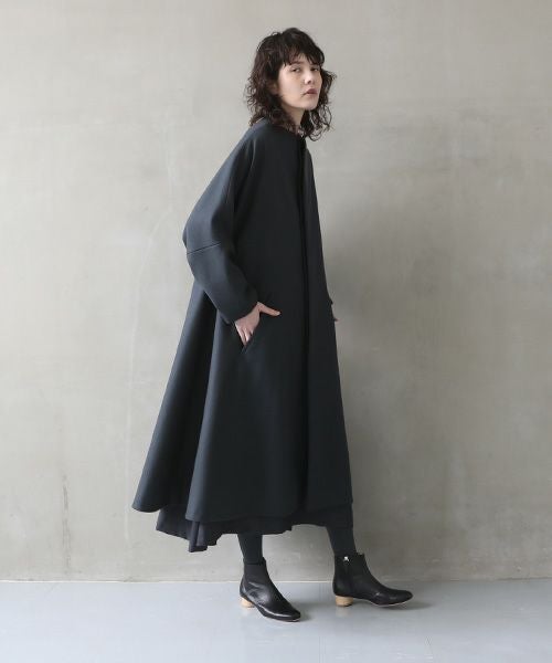 Mochi モチ no collar coat [dark moss grey]