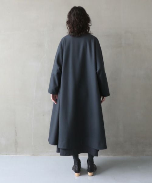 Mochi モチ no collar coat [dark moss grey]