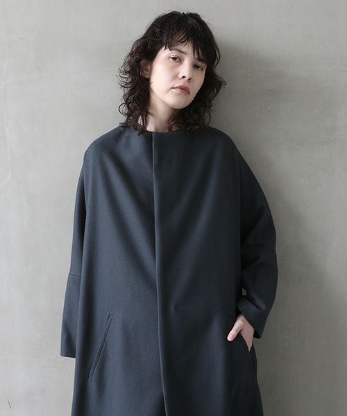 mochi☆ノーカラーコート Mochi モチ no collar coat [dark moss grey]