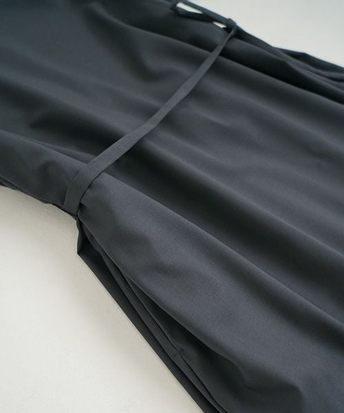 Mochi モチ Mochi公式 Mochi通販 Mochi服 Mochiツイッター Mochiインスタ high neck dress [dark moss grey]