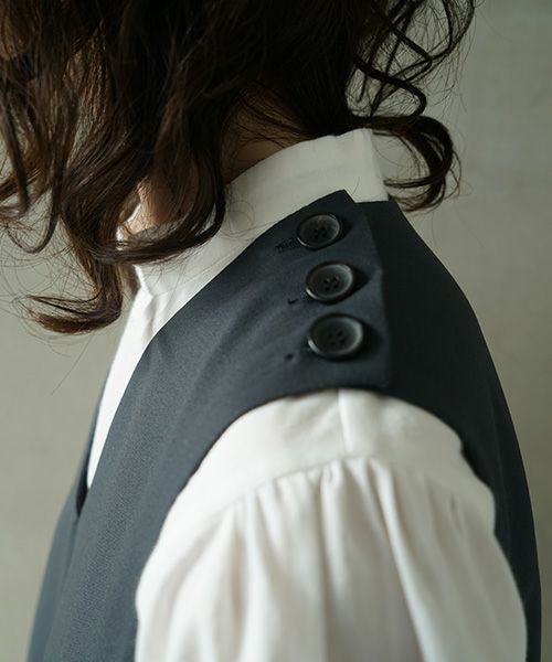 Mochi.モチ.v-neck dress [dark moss grey]