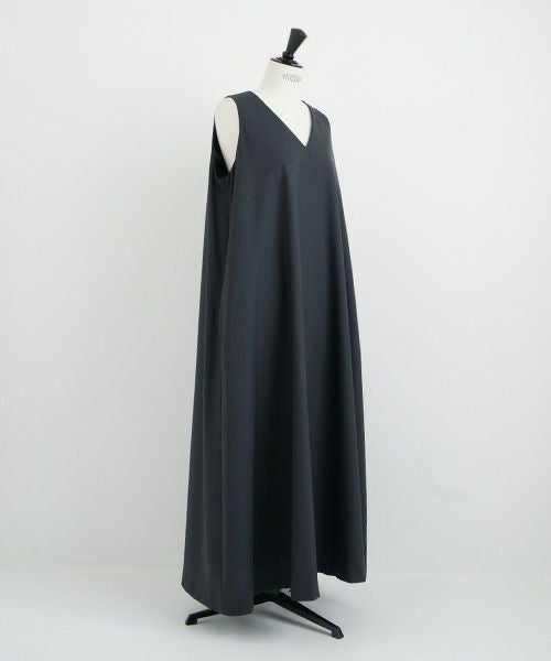 Mochi.モチ.v-neck dress [dark moss grey]