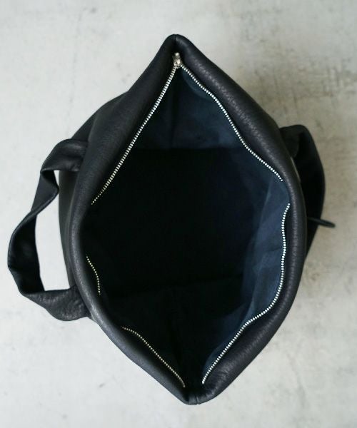 新品未使用品 pois ポワ mochi turtle モチタートル ブラック Mochi モチ toto bag [black]