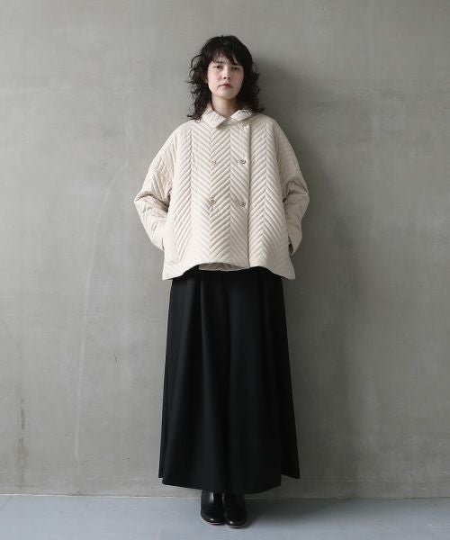 Mochi.モチ.quilted jacket  [off beige]