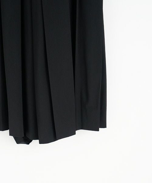 HATRA.ハトラ.Hak Pleats Pants [black]