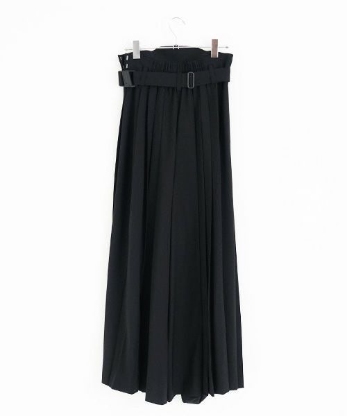 HATRA.ハトラ.Hak Pleats Pants [black]