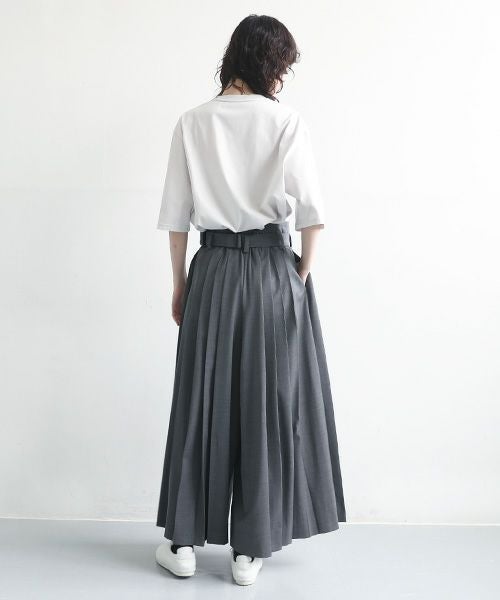 HATRA.ハトラ.Hak Pleats Pants [grey]