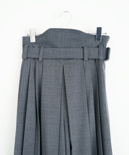 HATRA.ハトラ.Hak Pleats Pants [grey]