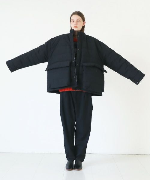 HENRIK VIBSKOV.ヘンリックヴィブスコフ.SHORT DOWN JACKET [Caviar]
