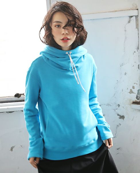 HATRA【ハトラ】2022-23AW モアレパーカー ハトラ 2022-23年秋冬コレクション - 境界の中に潜む“酔い