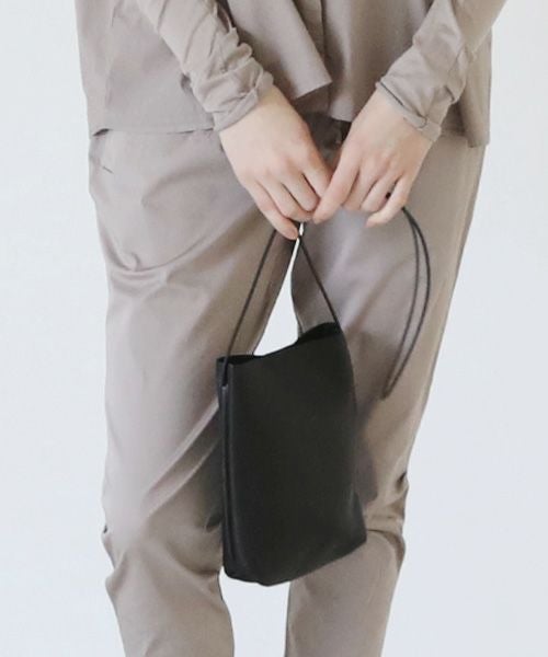 _Fot.フォート.small shoulder bag [0801b/black]