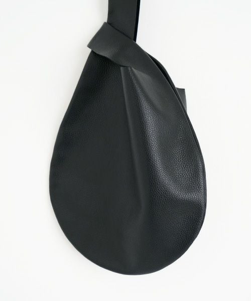 _Fot.フォート.half circle bag [0605b/black]