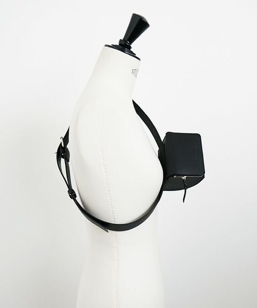 EDROBERTJUDSON.エドロバートジャドソン.box stitch belted wallet [BUCKS/B01XWL-69/05/black]