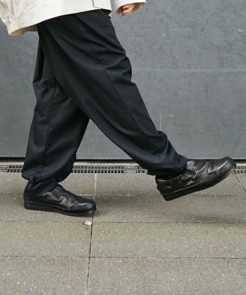 KAGARI YUSUKE.スキンスリッポン BK