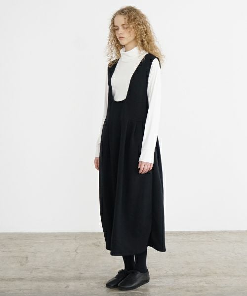 Mochi / home&miles.モチ / ホーム＆マイルズ.sweat jumper skirt [black]