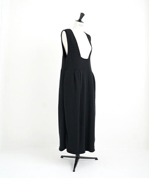 Mochi / home&miles.モチ / ホーム＆マイルズ.sweat jumper skirt [black]