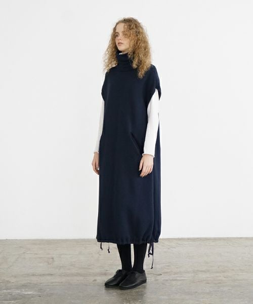 Mochi / home&miles.モチ / ホーム＆マイルズ.turtle neck one piece [navy]