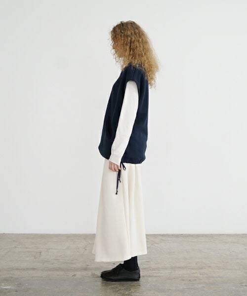 Mochi / home&miles.モチ / ホーム＆マイルズ.v-neck vest [navy]