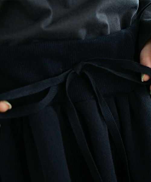 Mochi / home&miles.モチ / ホーム＆マイルズ.long skirt [black]