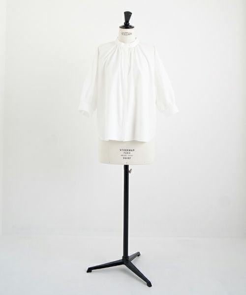 Mochi.モチ.gather blouse [finx cotton]