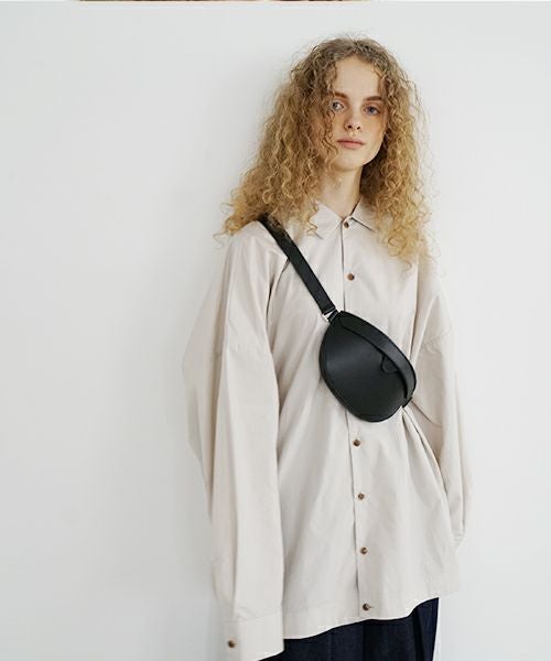 EDROBERTJUDSON.エドロバートジャドソン.box stitch waist pouch [B01XBG-173/05/black]