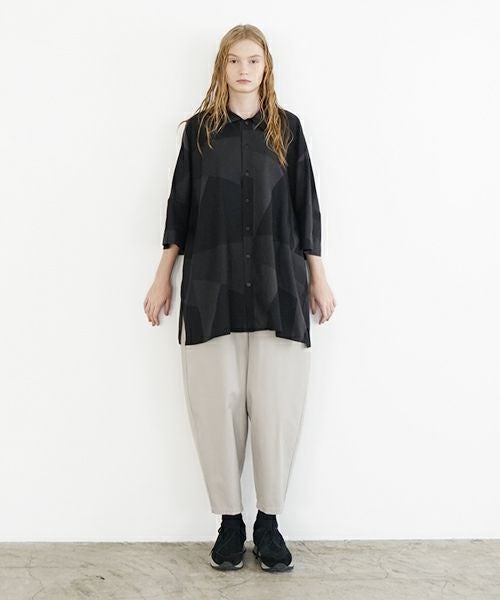 VU ヴウ geometric dolman shirt  [charcoal×black］幾何学ドルマンシャツ vu-s24-s02