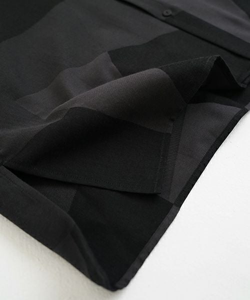 VU ヴウ geometric dolman shirt  [charcoal×black］幾何学ドルマンシャツ vu-s24-s02