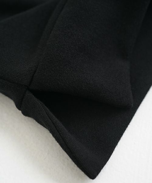 VU ヴウ v vest  [BLACK］Vネックベスト vu-s24-t02