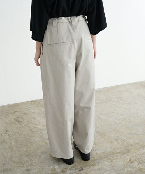 VU ヴウ knee wide pants-FINX COTTON [CHALK] ニーワイドパンツ vu-s24-p06