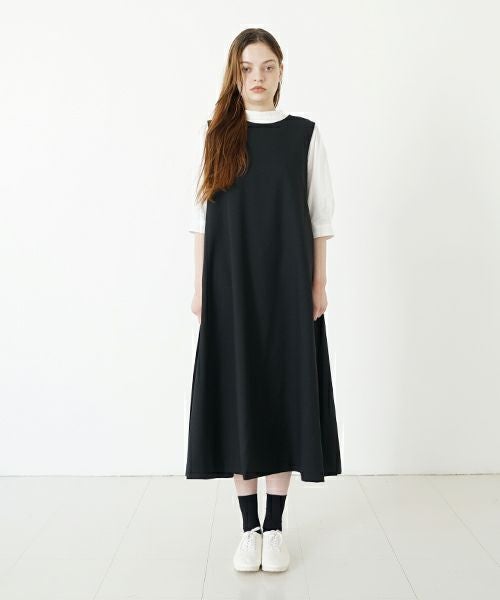 Mochi モチ no sleeve tuck dress [ms24-op-02/black] ノースリーブ