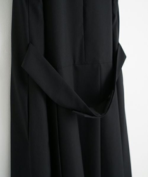 Mochi モチ no sleeve tuck dress [ms24-op-02/black] ノースリーブタックドレス