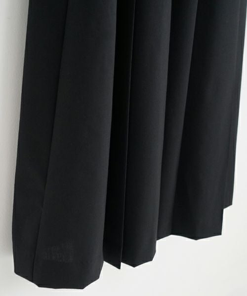 Mochi モチ no sleeve tuck dress [ms24-op-02/black] ノースリーブタックドレス