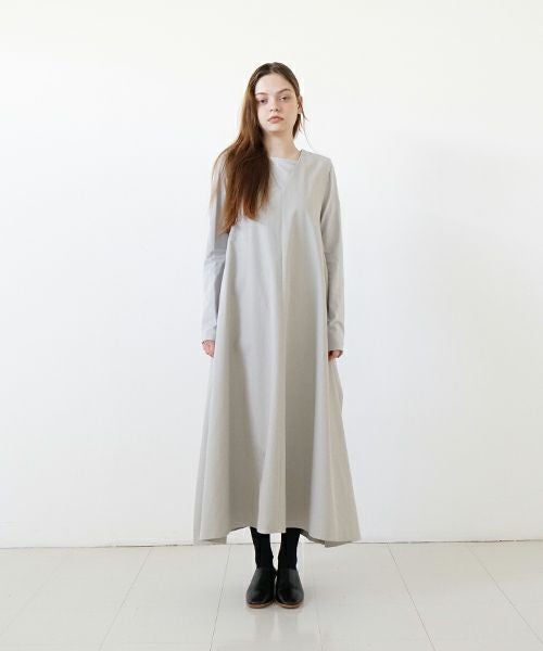 Mochi モチ v-neck belt dress [ms22-op-02/chalk] Vネックベルトドレス