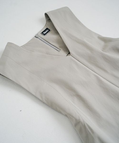 Mochi モチ v-neck belt dress [ms22-op-02/chalk] Vネックベルトドレス