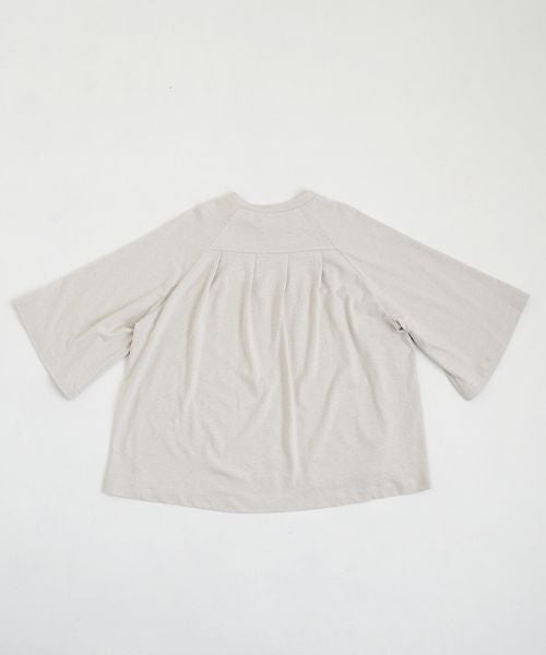 Mochi モチ tuck t-shirt [ms22-to-02/chalk] タックTシャツ