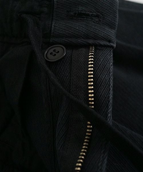 YOKO SAKAMOTOヨーコサカモトWORK TAPERED TROUSERS [WHITE] YS-24SS-09ワークテーパードトラウザー