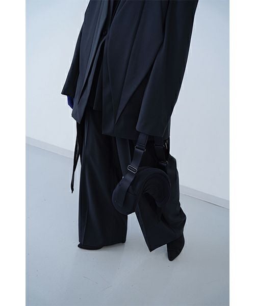 HATRA ハトラ Moebius Bag [black]
