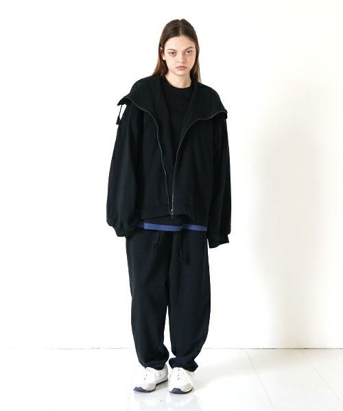 VUy ヴウワイ short big hoody [BLACK] ビックショートパーカー
