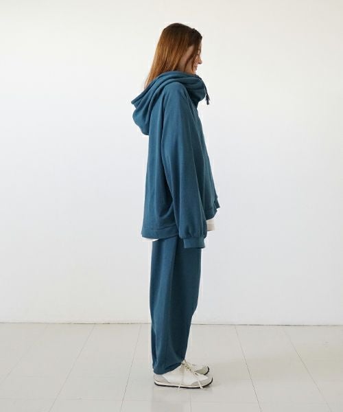 VUyヴウワイsweat wide cropped pants [BLUE]スエットワイドパンツ