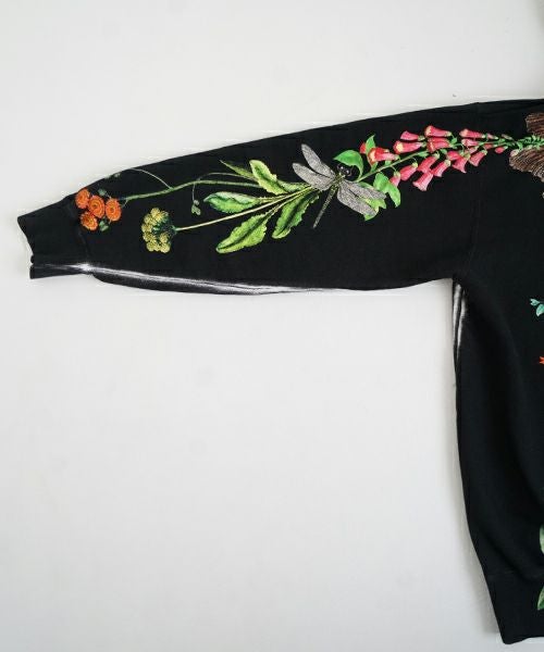 AHCAHCUMあちゃちゅむお花体パーカー（クロ）01-231-0701