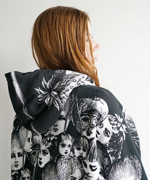 AHCAHCUMあちゃちゅむフルーツ女ジップパーカー（クロ）01-231-0703