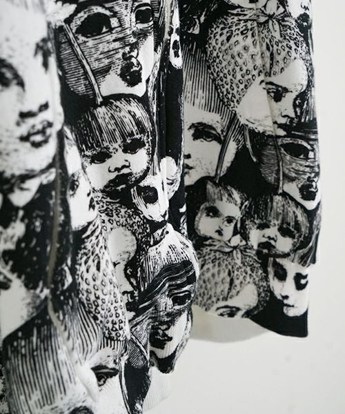 AHCAHCUMあちゃちゅむフルーツ女ジップパーカー（クロ）01-231-0703